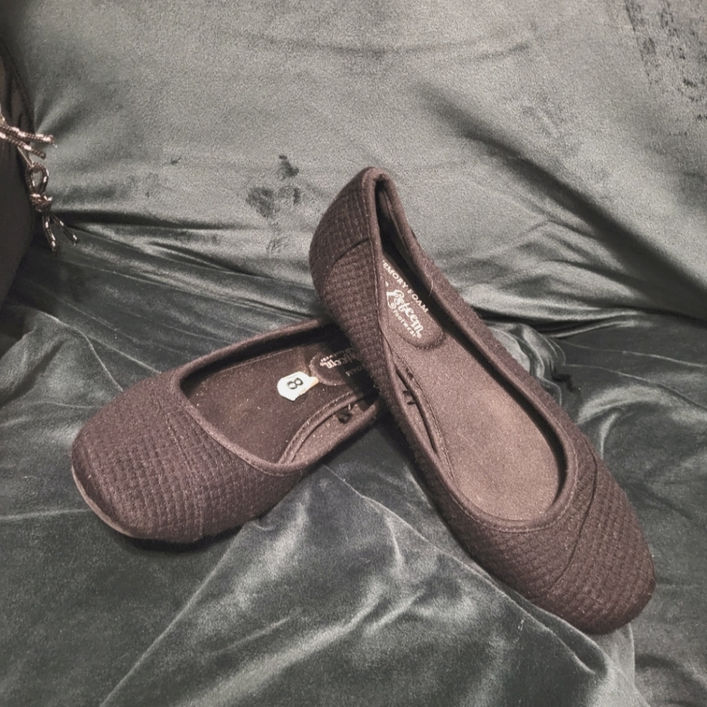 Self-esteem women's flats with memory foam